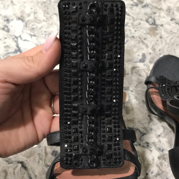 Vince Camuto Black stilettos - Picture 5 of 8